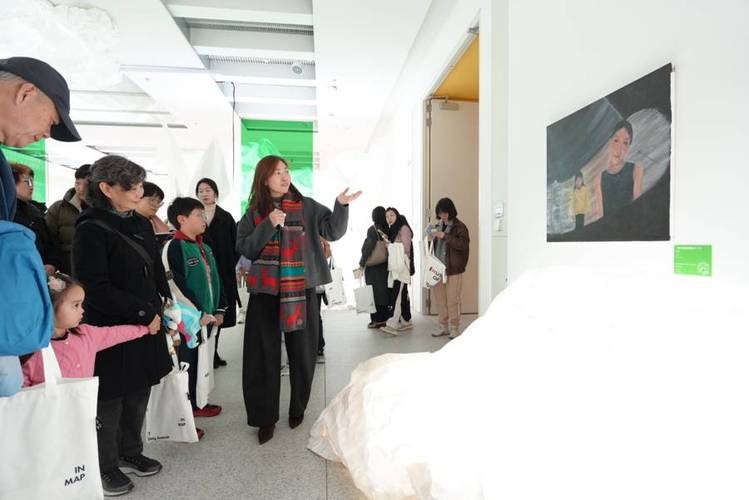 打开时间之门，爱心邻家妈妈与结对儿童新春关爱活动在浦美举行