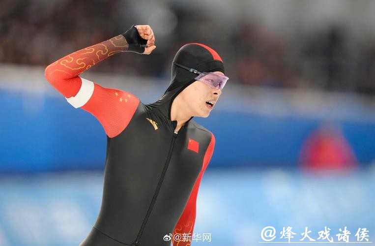 速滑男子5000米世界纪录保持者打破奥运纪录夺冠 速滑男子5000米世界纪录保持者打破奥运纪录夺冠