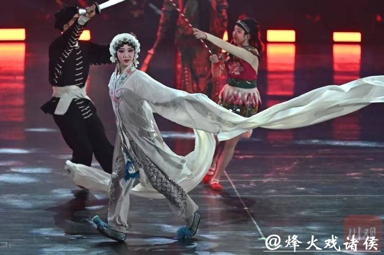 四川省第三届川剧汇演汇报演出暨2026新春戏曲晚会举办